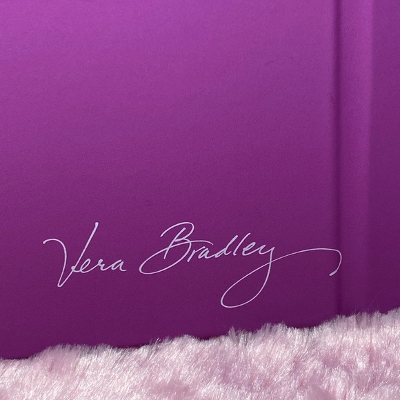 Vera Bradley iPad Butterfly Case - Picture 4 of 12